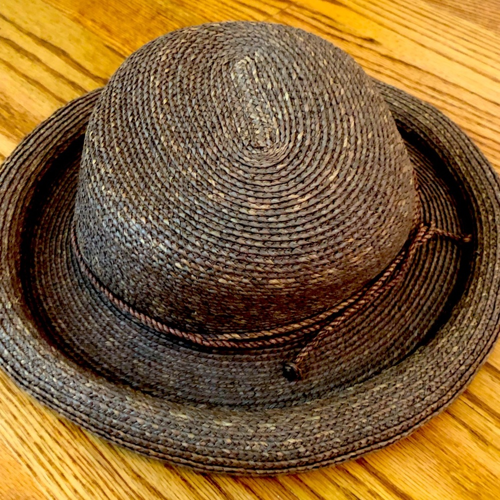 Helen Kaminski of Australia sun hat